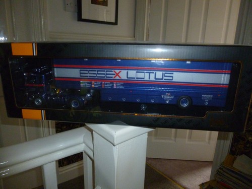 Ixo essex lotus transporter - essex,