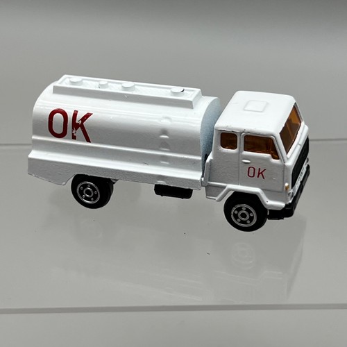 Norev mini jet - norev, volvo