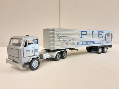 Diecast volvo f89 and - ,