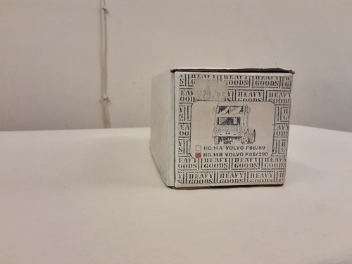 Volvo f88 f89 - f89, white